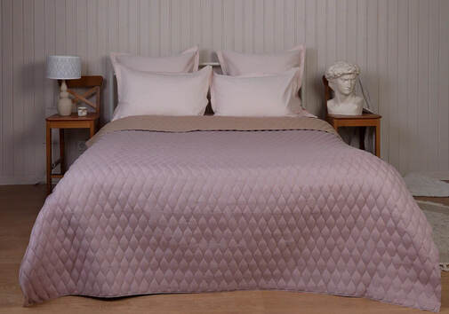 Покрывало стеганое Ультрастеп Белашофф, капучино/пепельная роза