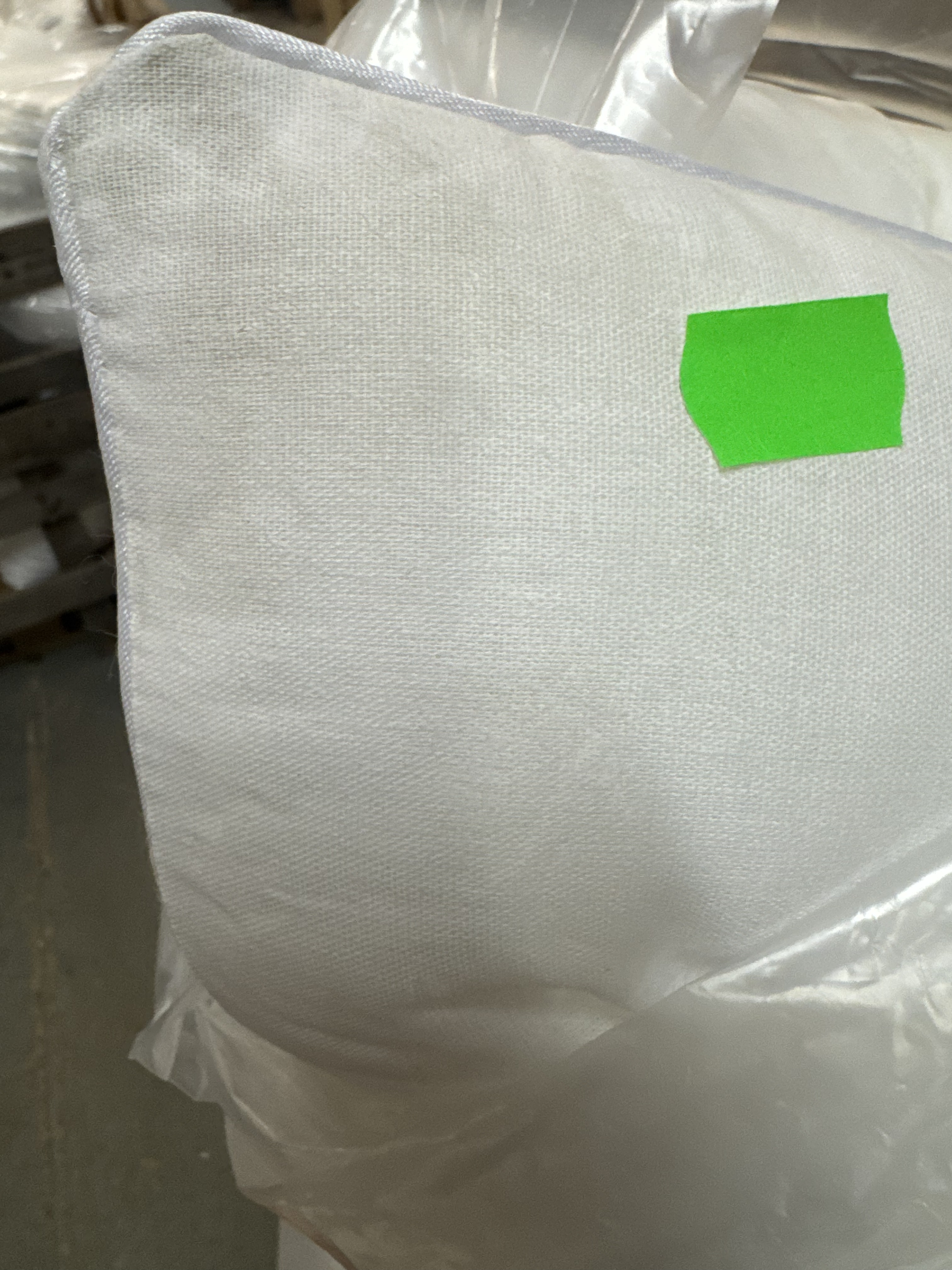 УЦЕНЕННЫЙ ТОВАР Подушка бамбук, зам леб пуха микрофибра Реноме