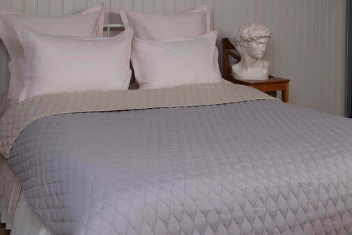 Покрывало стеганое Ультрастеп Белашофф, бежевый/светло-серый