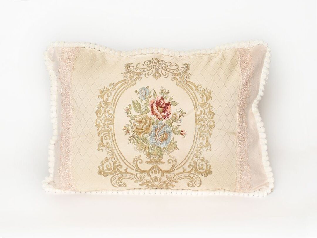 Наволочка с вышивкой гобелен СД